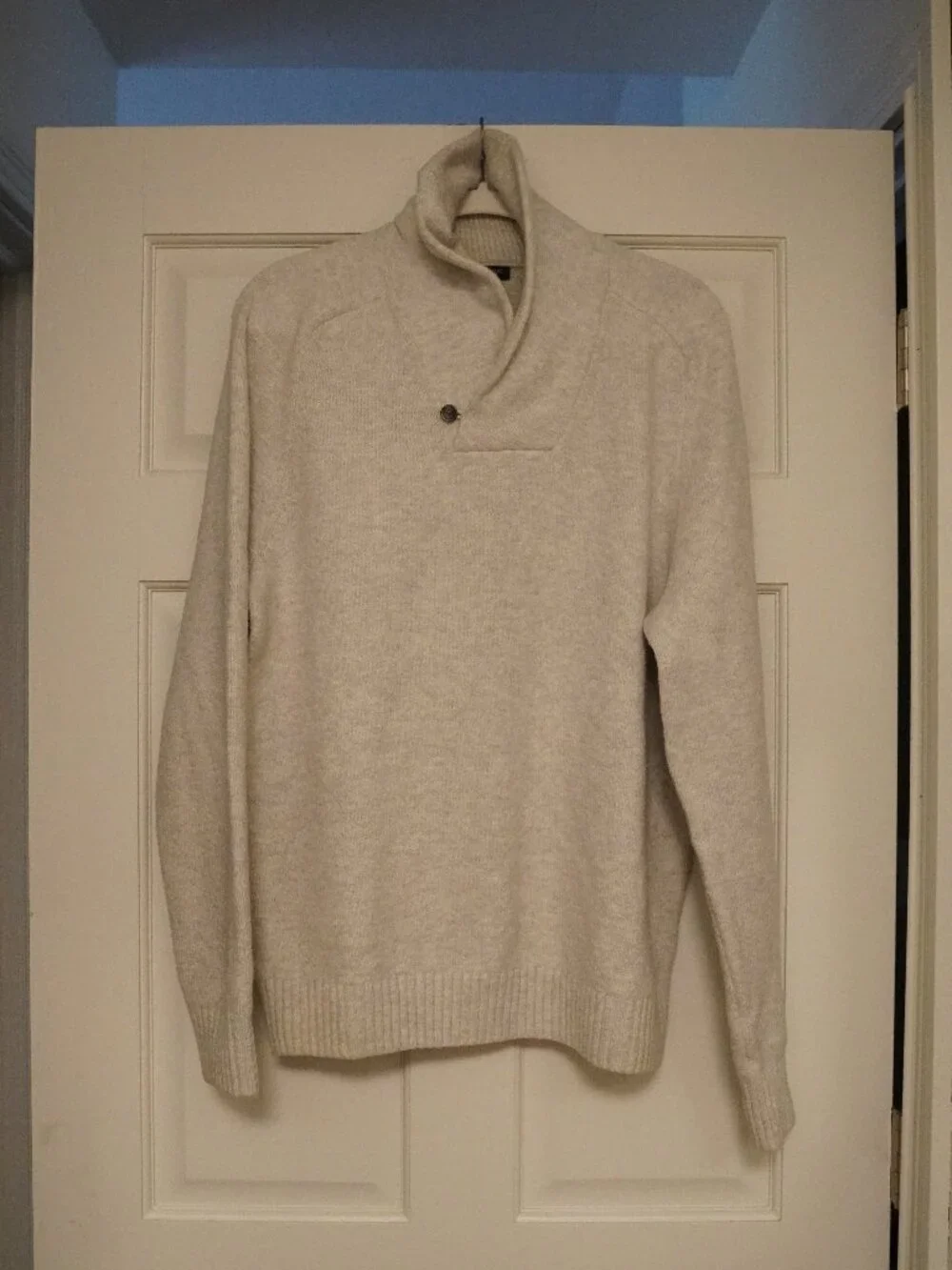 Banana Republic Factory Light Cream Funnel Neck Sweater Size Large